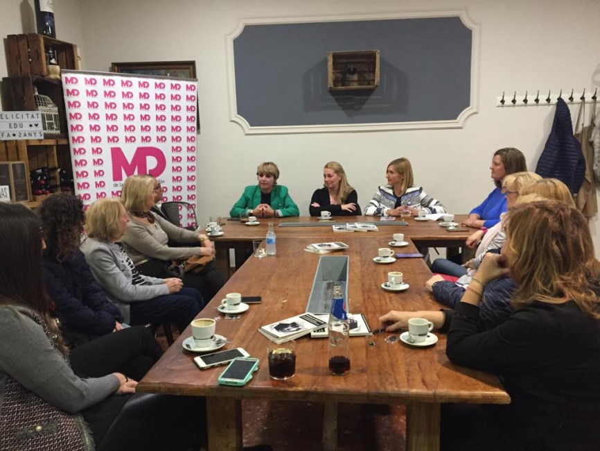 Un momento del café tertulia celebrado en Vila-real. - 