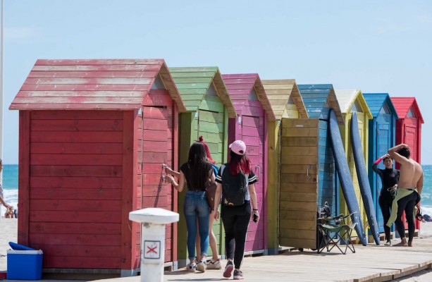 Alicante inicia la operación renove: nuevos baños públicos en las playas (con permiso de Costas)