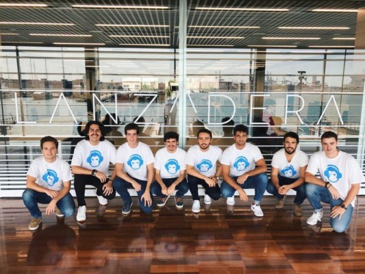 La 'startup' MonkingMe, acelerada en Lanzadera, alcanza el millón de descargas