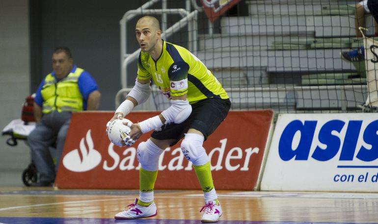 Rafa Fernández, ex portero del Playas de Castellón, se retira