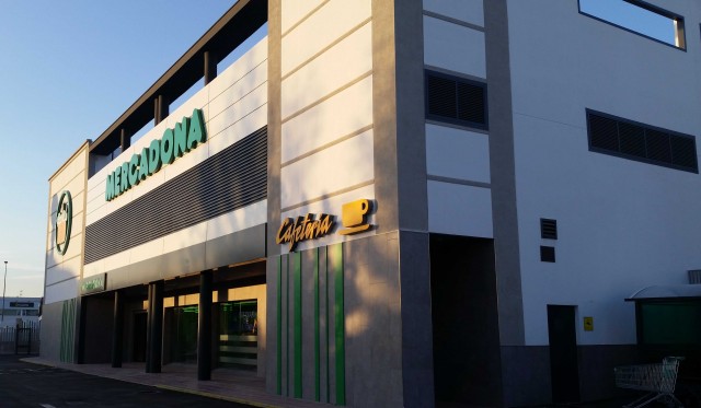 Mercadona lleva su nuevo modelo de tienda eficiente a la localidad de Petrer