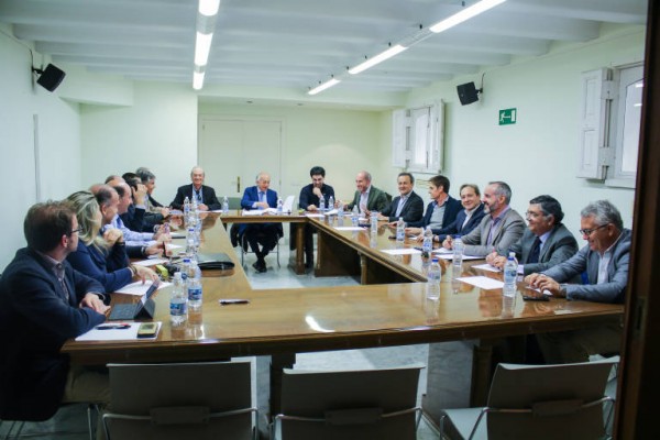 Promotoras de Valencia piden más presupuesto para ayudas a la vivienda y agilizar las licencias