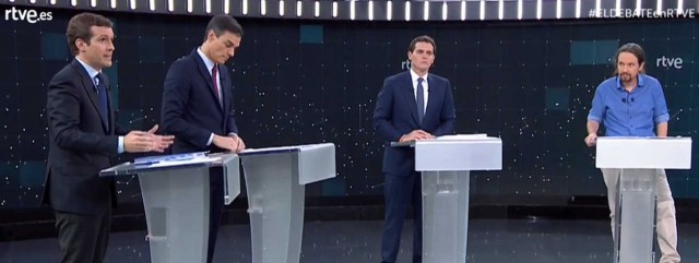 Reproches (y más reproches) entre Iglesias, Casado, Sánchez y Rivera en el debate de RTVE