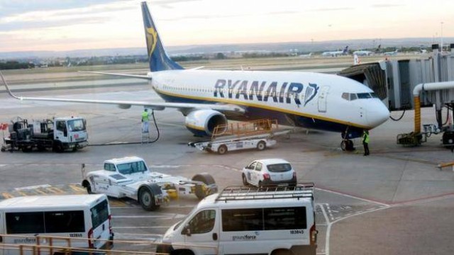 Las compañías aéreas de bajo coste transportaron un 5,5% más de pasajeros a España hasta marzo