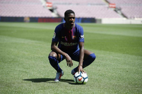 Dembélé, pese a problemas burocráticos, firma hasta 2022 y alienta al Camp Nou