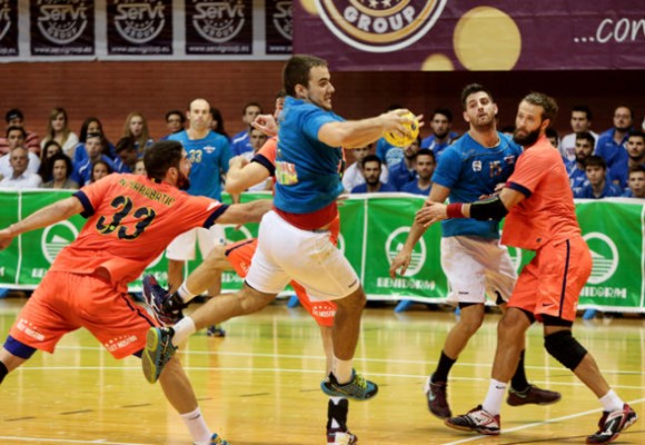 El Benidorm recuperará a Recio, Chernov y Sáez para la segunda vuelta
