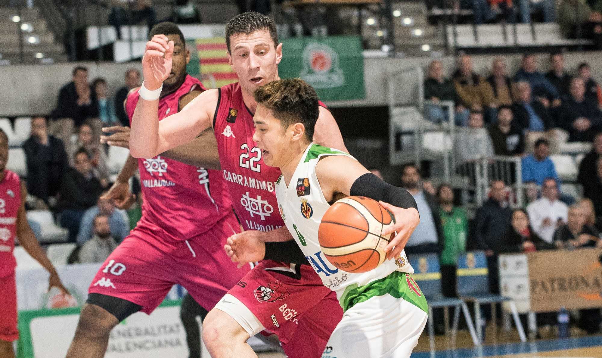 El TAU Castelló no resiste el ritmo del Carramimbre Valladolid y acaba perdiendo (83-94) 
