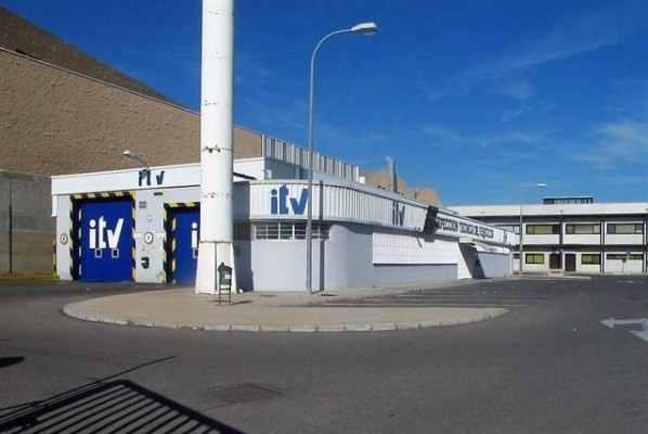 Compromís propone recuperar la gestión pública de las ITV cuando acabe la concesión en 2022