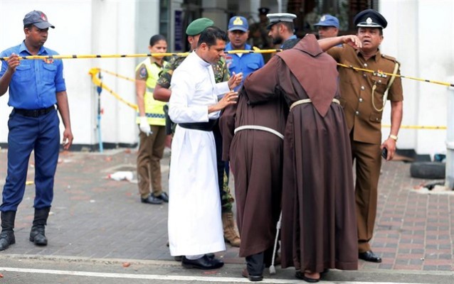 Una ola de atentados deja centenares de muertos y heridos en Sri Lanka durante el Domingo de Pascua