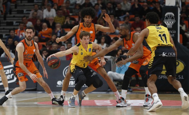 Valencia Basket se toma la 'vendetta' contra Tenerife y pone la guinda a la fiesta de la Eurocup (88-73)