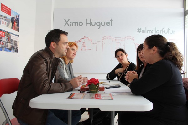 Ximo Huguet promete invertir en bonificaciones para las familias monoparentales
