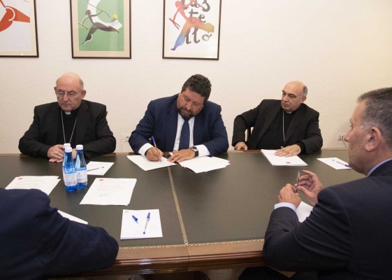 La Diputación repite convenio con los opisbados de la provincia para restaurar el patrimonio religioso
