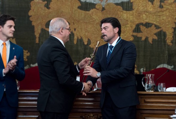 El año del PP: la oportunidad de 'los números'; la duda de si 'los números' bastarán