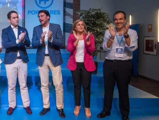 El PP cierra su candidatura municipal en Alicante con Toño Peral de '6'; Castillo 'se cae'