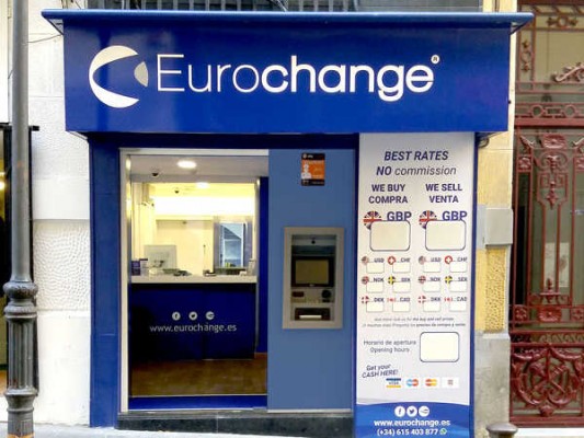No solo 'tardeo': la firma benidormense de divisas Eurochange abre en la calle Castaños de Alicante