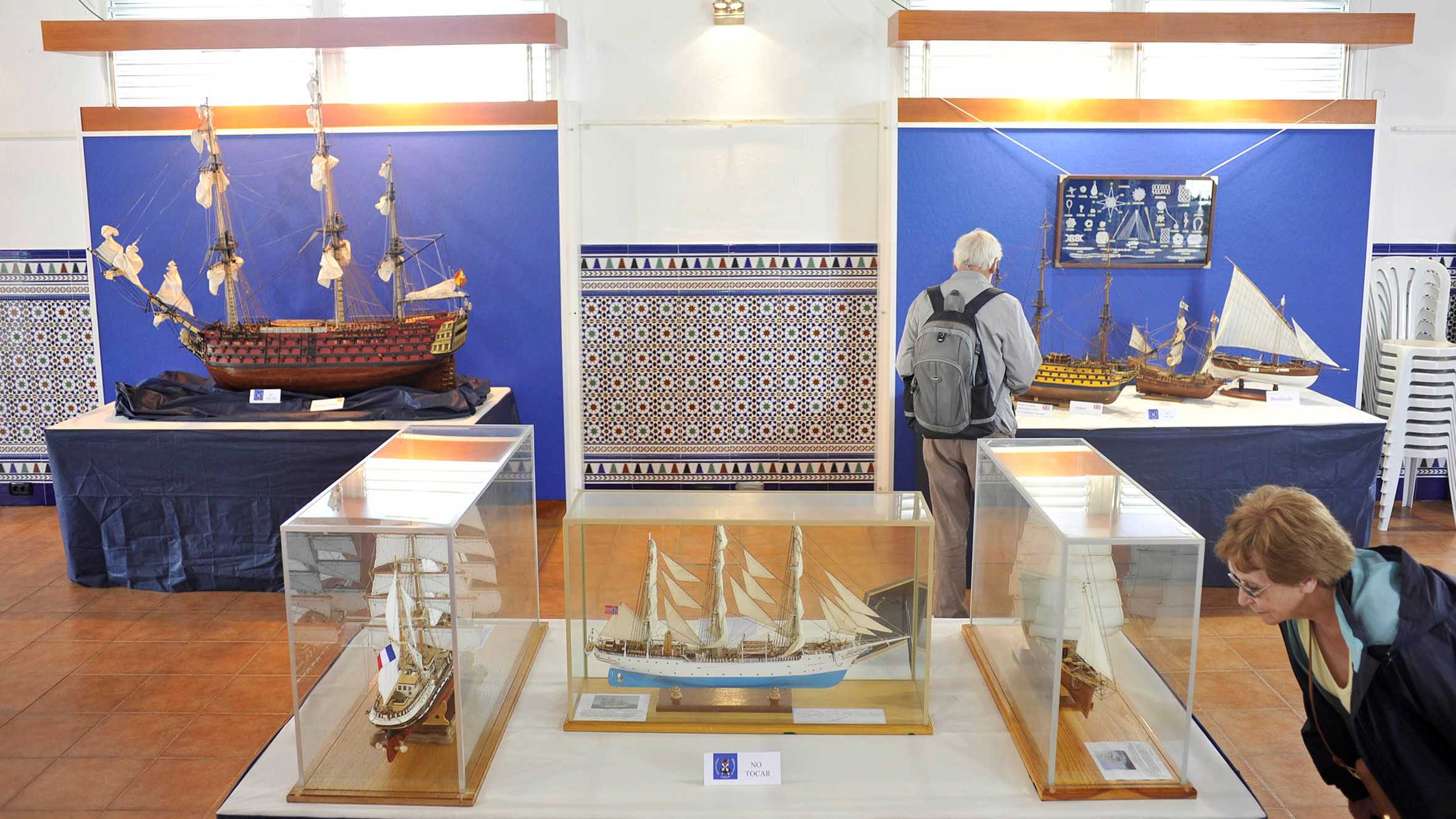 Conferencias y maquetas de barcos para celebrar los 150 años del puerto en 'Escala a Castelló'