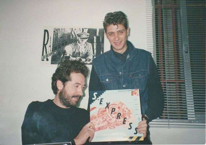 Juan Santamaría y las mañanas en Radical Records
