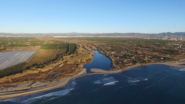Los regantes creen que con el aumento de Arenós el Millars podrá llegar al mar todo el año