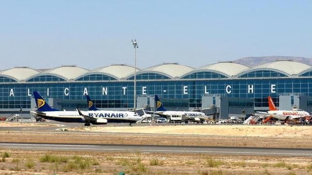Elche Piensa reivindica la conexión con el ferrocarril e IFA en las obras de acceso al aeropuerto
