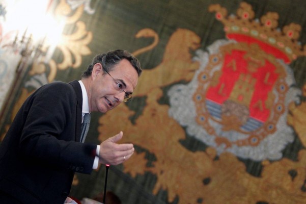 A por todas: el PP medita un pleno en mayo para contratar obras con un remanente de 31 millones