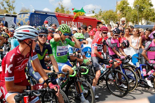Segunda victoria de etapa para Trentin; Froome sigue líder