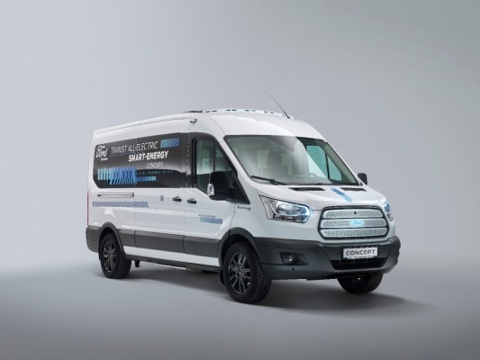 La innovadora Transit Smart Energy Concept ayuda a Ford a encontrar formas de llegar más lejos con vehículos eléctricos