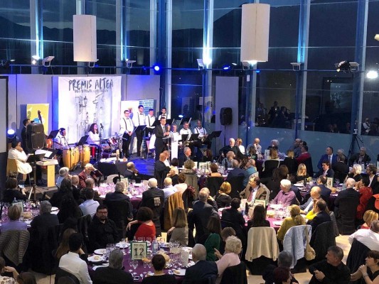 Josep Martínez Orozco, Antoni M. Bonet, Vicent Borràs, Diego Barber i Cristina Fuster reben els Premis Altea 2019