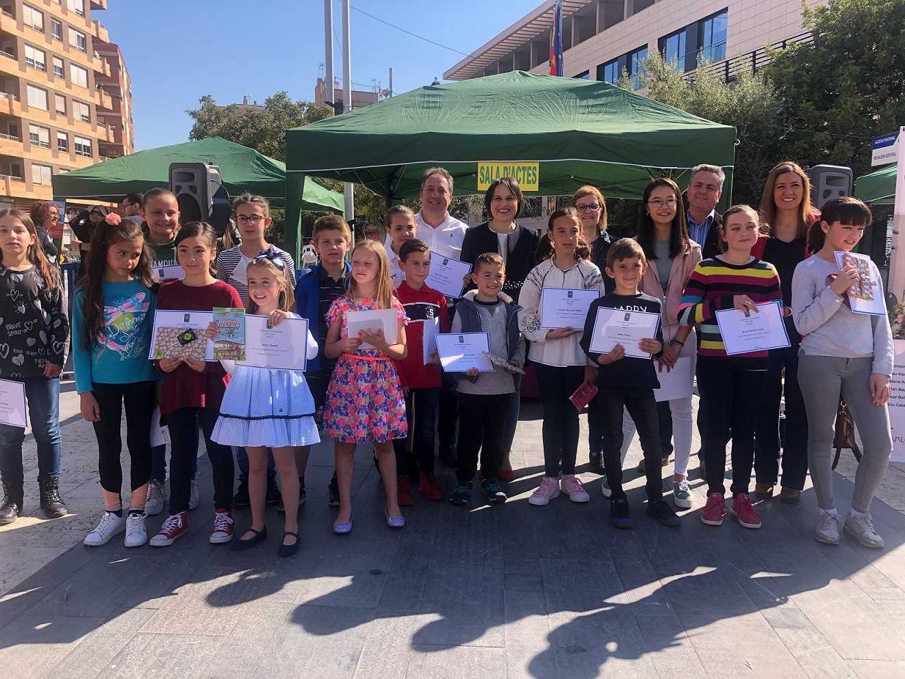 Almassora entrega los premios ‘Conta’m tu’ para potenciar la

lectura infantil