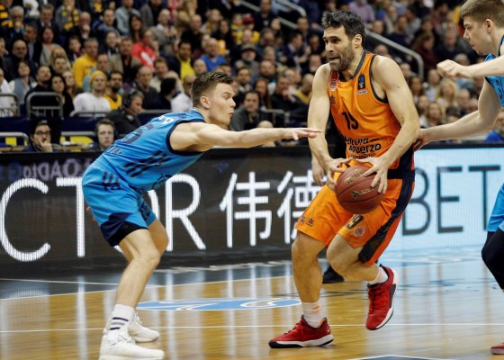 El título se escapa en Berlín en la prórroga y la Fonteta dictará sentencia (95-92)