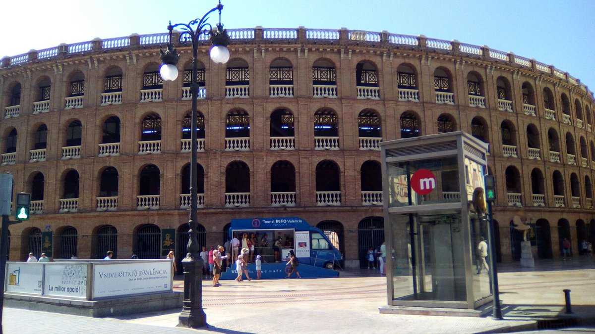  La prórroga del 'Brexit' da un respiro al turismo tras caer ventas y salva más de 1.430 millones