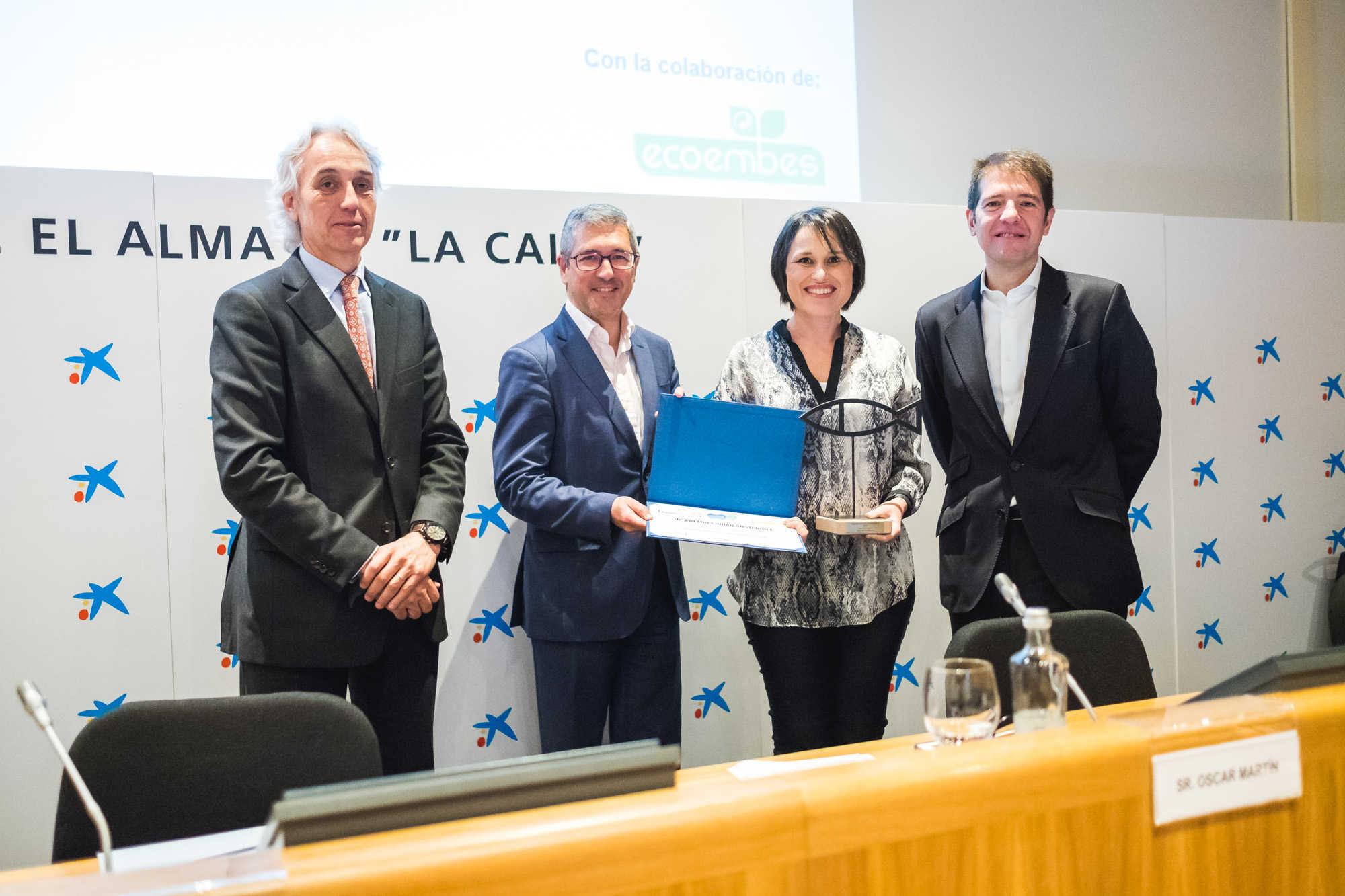 La alcaldesa Merche Galí recibe el diploma que acredita a Almassora como Ciudad Sostenible en un acto que tuvo lugar este miércoles en Madrid. - 