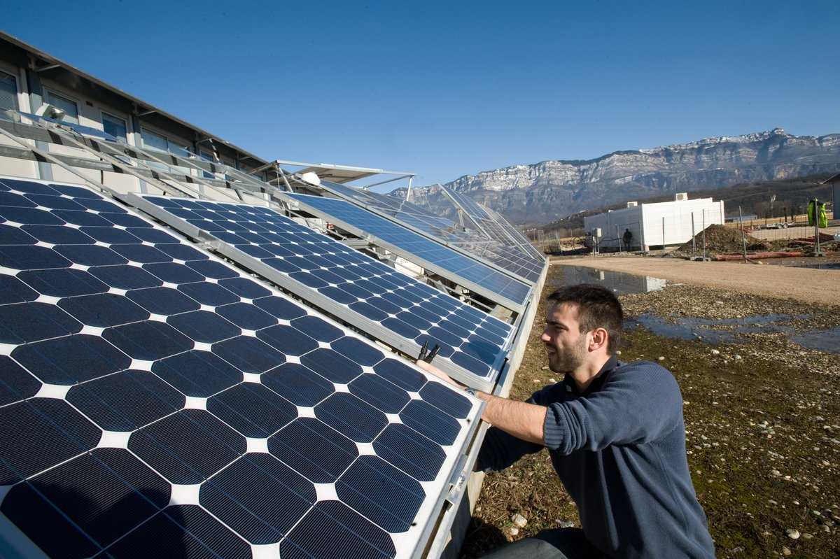 Valfortec pone en funcionamiento su tercera planta solar en Japón y abrirá más este año