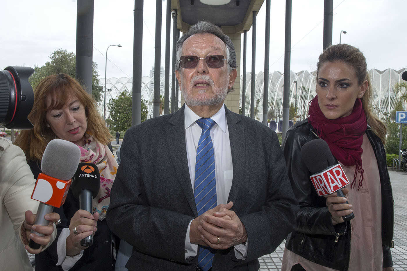 Grau no revela quién le regaló los relojes para evitar 