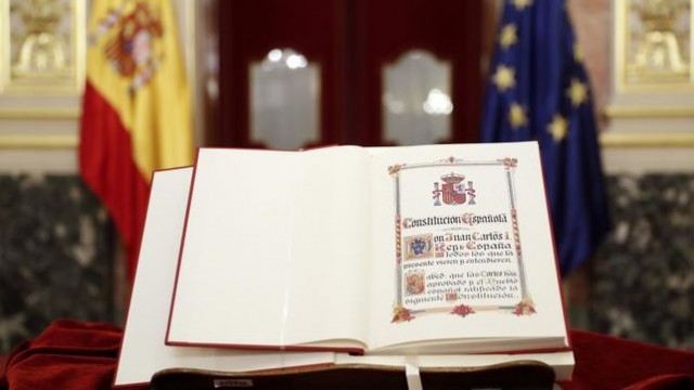 Constitucionalistas de medio pelo