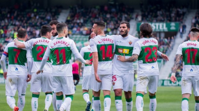El Elche llena cinco autocares y vende 550 entradas para partido de Albacete