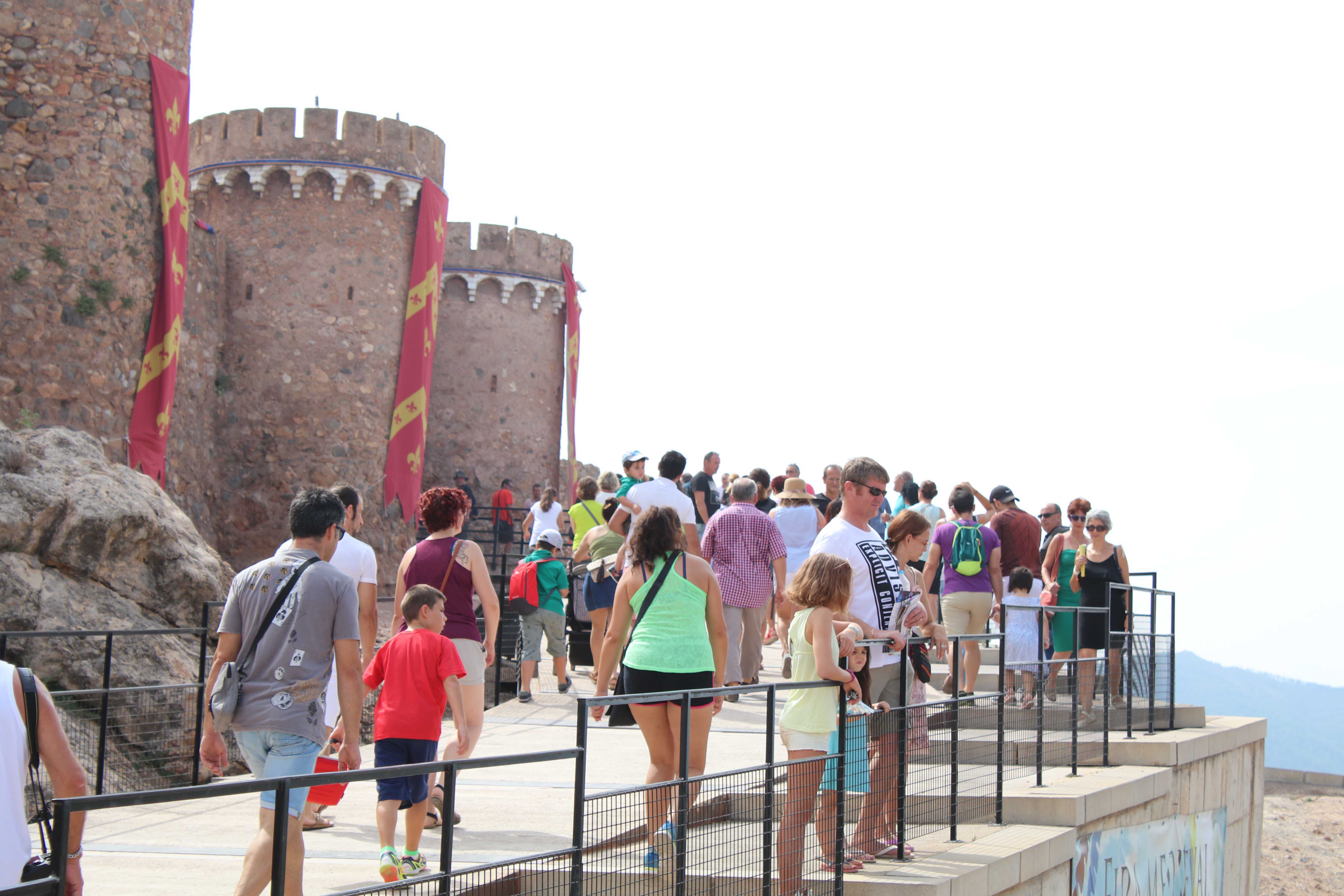 Onda se vuelca en ocho grandes ferias turísticas para promocionar el castillo en rehabilitación