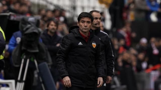La RFEF denuncia los insultos de aficionados a Marcelino, en Vallecas