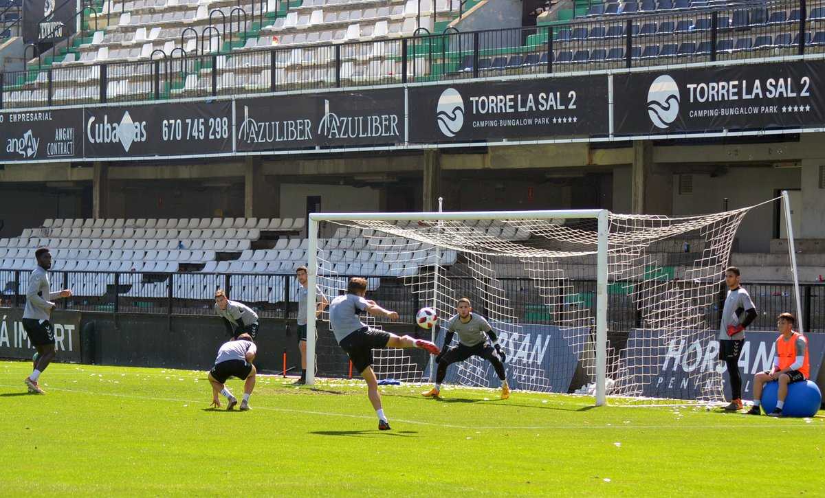 El Castellón afronta un 'play out' de cinco partidos ante rivales directos por la permanencia