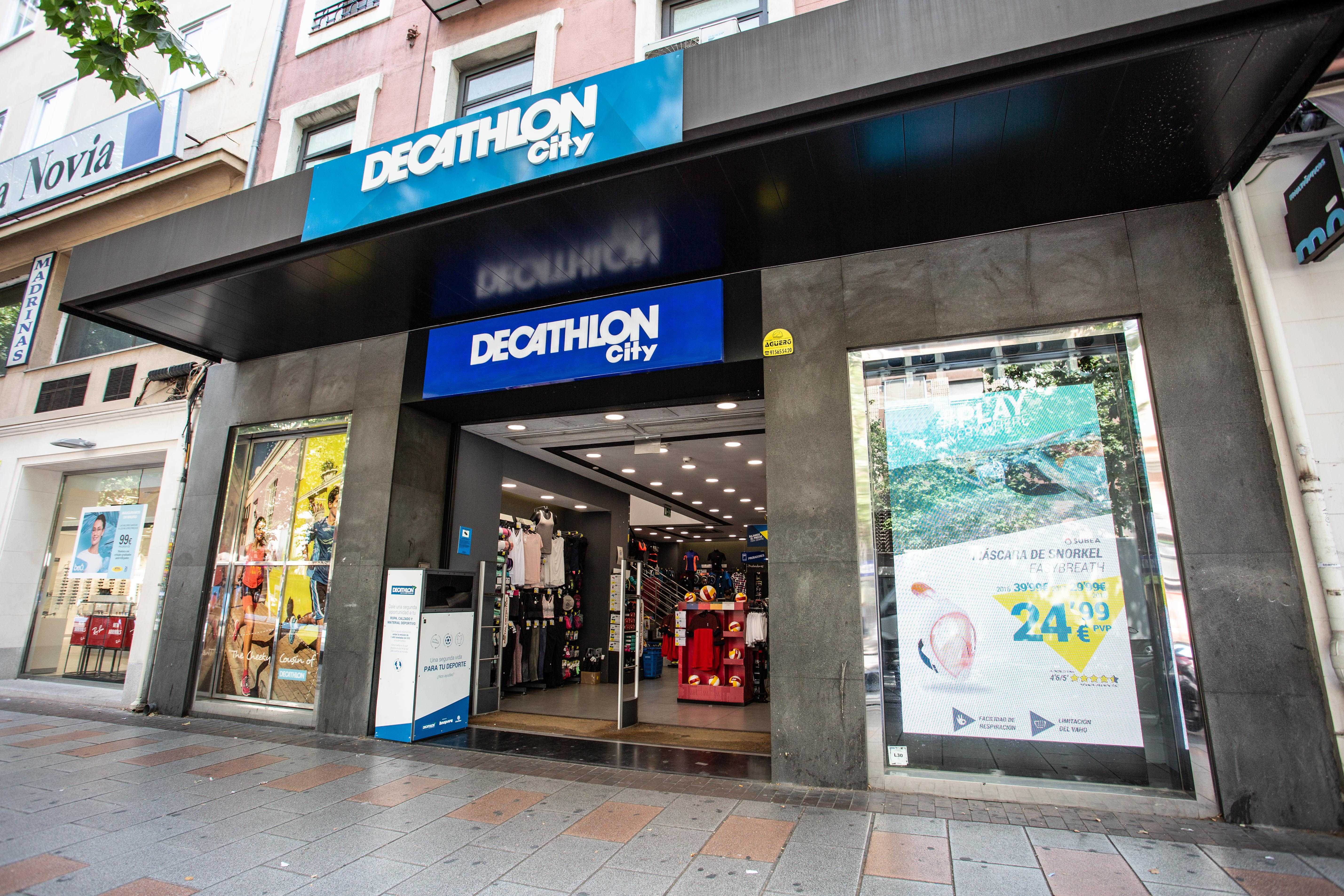 Decathlon llega al centro de València con su primera tienda 'city'
