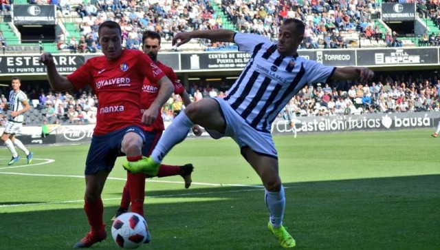 El Castellón se atasca ante el Olot (1-1)