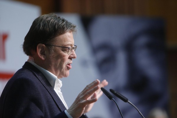 Ximo Puig promete medidas medioambientales y un centro de ciberseguridad