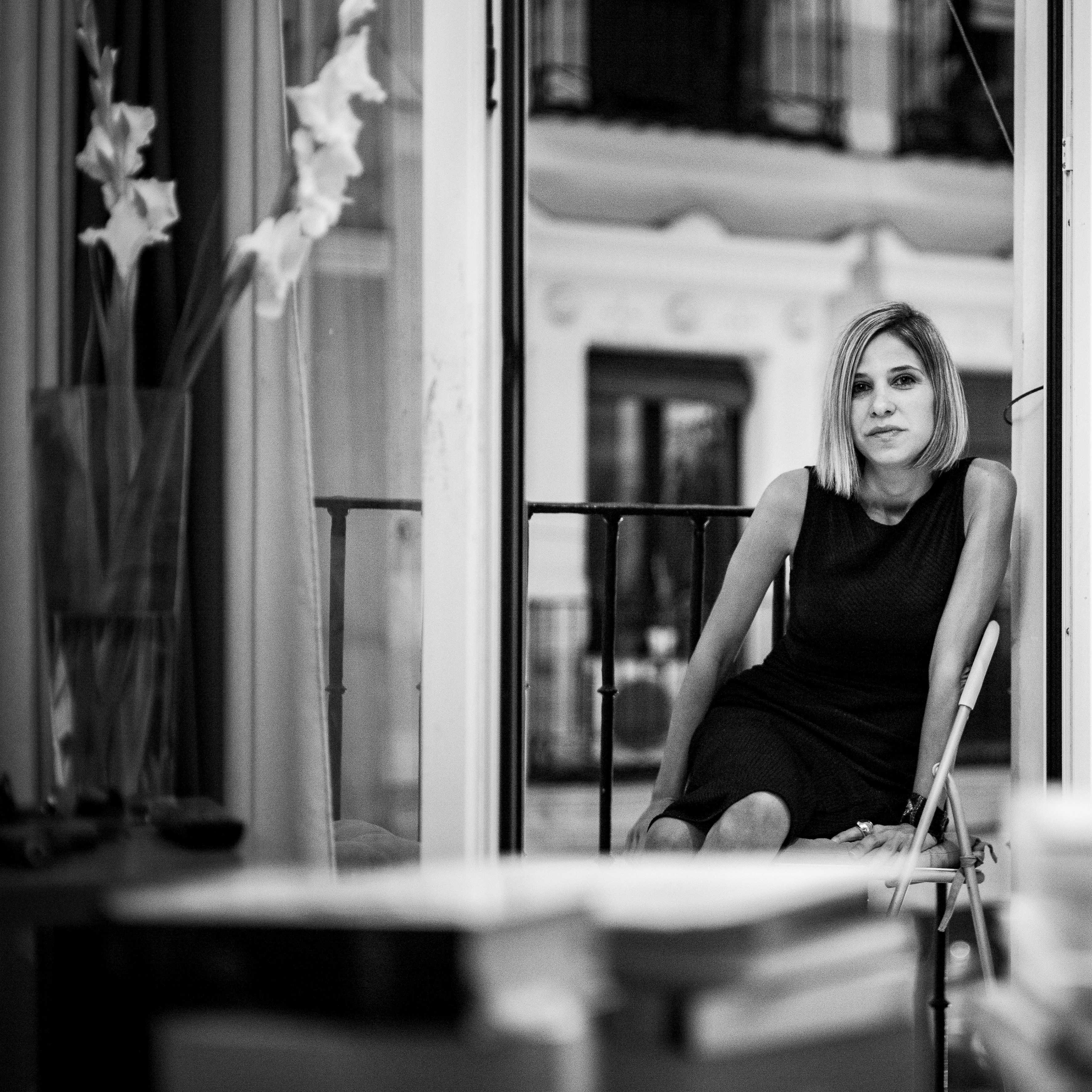 ‘La hija de la española’ de Karina Sainz Borgo, crónica-ficción de una nación en llamas