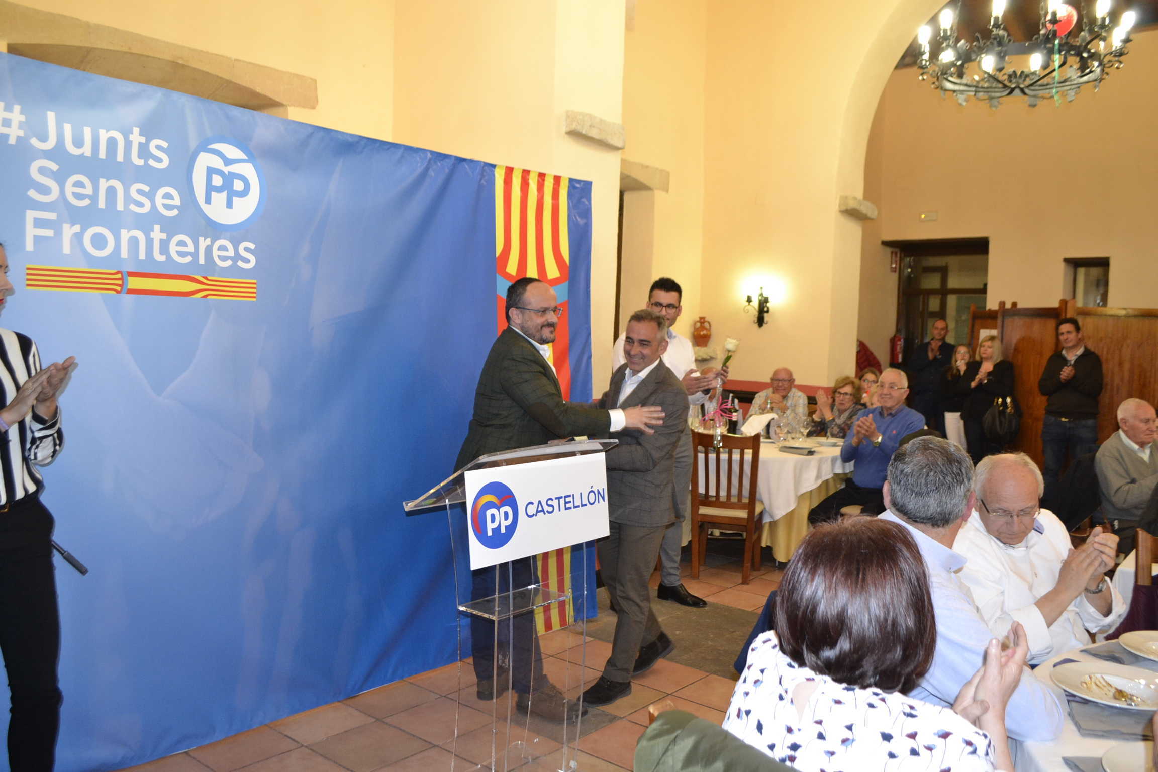 El PP provincial y el catalán reivindican en Traiguera la unidad del Estado como garantía para avanzar