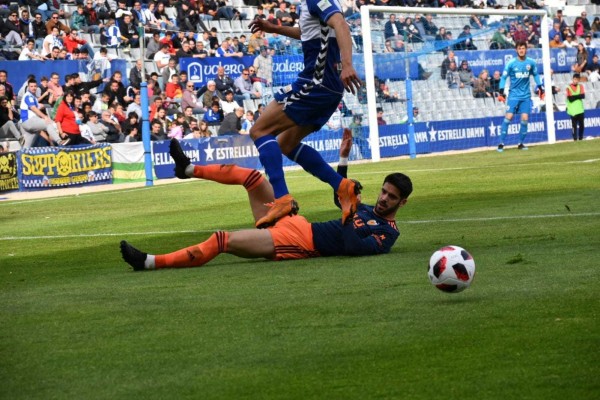El Valencia Mestalla quiere seguir fuera del pozo ante un enrachado Peralada