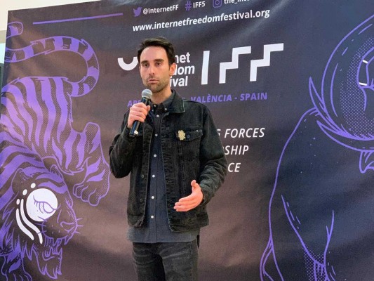 Menos Mobile World Congress y más derechos humanos en la red