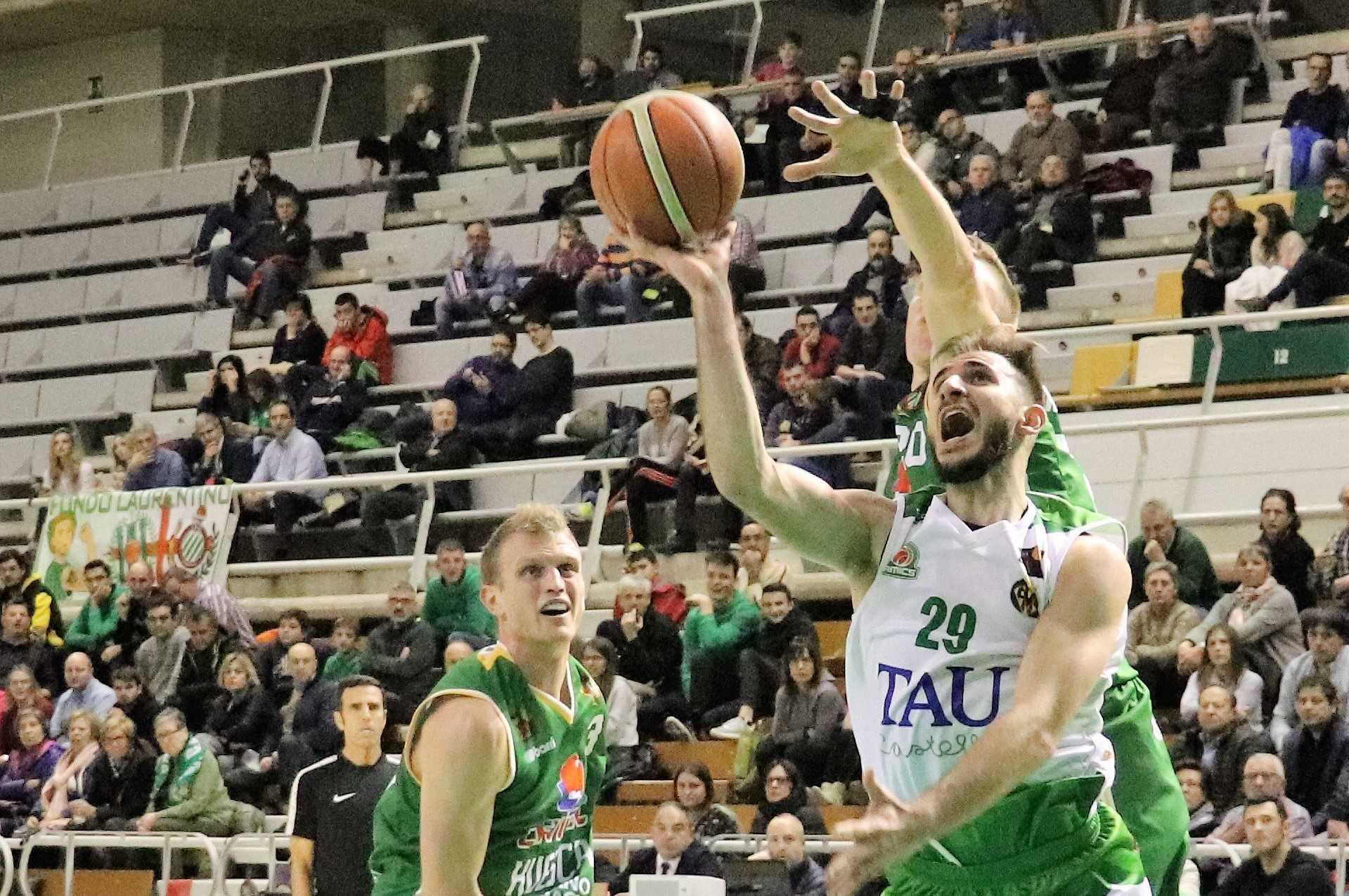 El Tau Castelló busca retomar la senda de las victorias ante el Levitec Huesca 