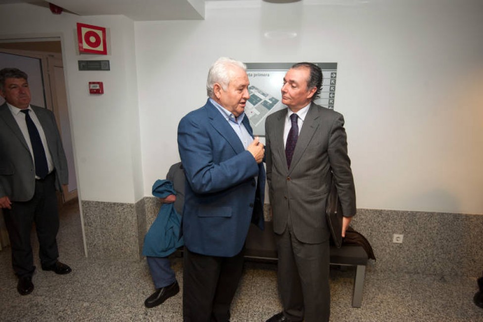 Francisco Gómez y Salvador Navarro, en la sede de Coepa, en mayo. Foto: RAFA MOLINA - 