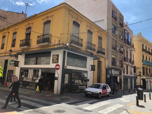 El 'boom' de los pisos turísticos sigue: una empresa de Elda promueve 22 apartamentos en Castaños