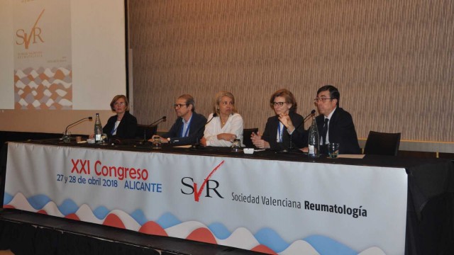 La Sociedad Valenciana de Reumatología reúne a más de un centenar de profesionales en Castelló