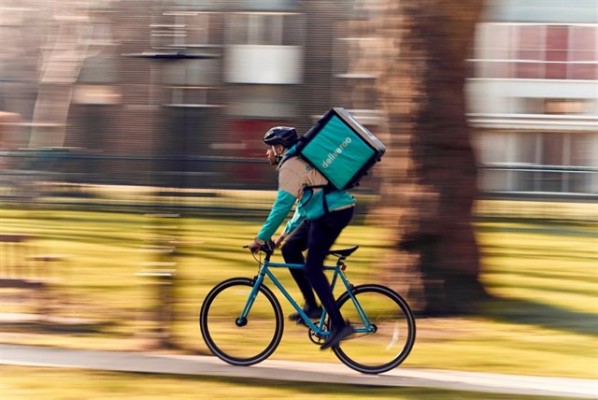 Deliveroo, la compañía de entrega rápida de comida, llega a Castelló a principios de junio